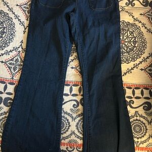 1822 womens Blue Jeans